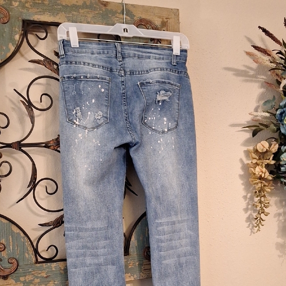 Trendy Paint Splatter Blue Distressed Skinny Jeans. Size Medium - Picture 10 of 12